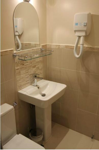 Apart-hotel Oxbridge 4*
