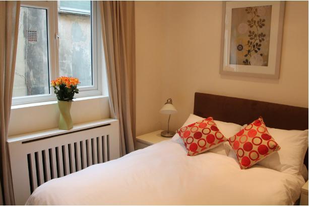 Apart-hotel Oxbridge 4*